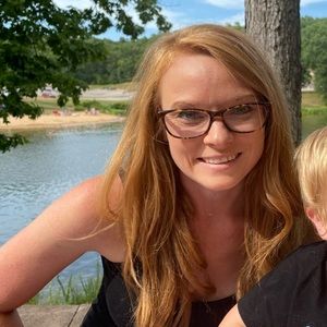 Meet your Posher, Carly